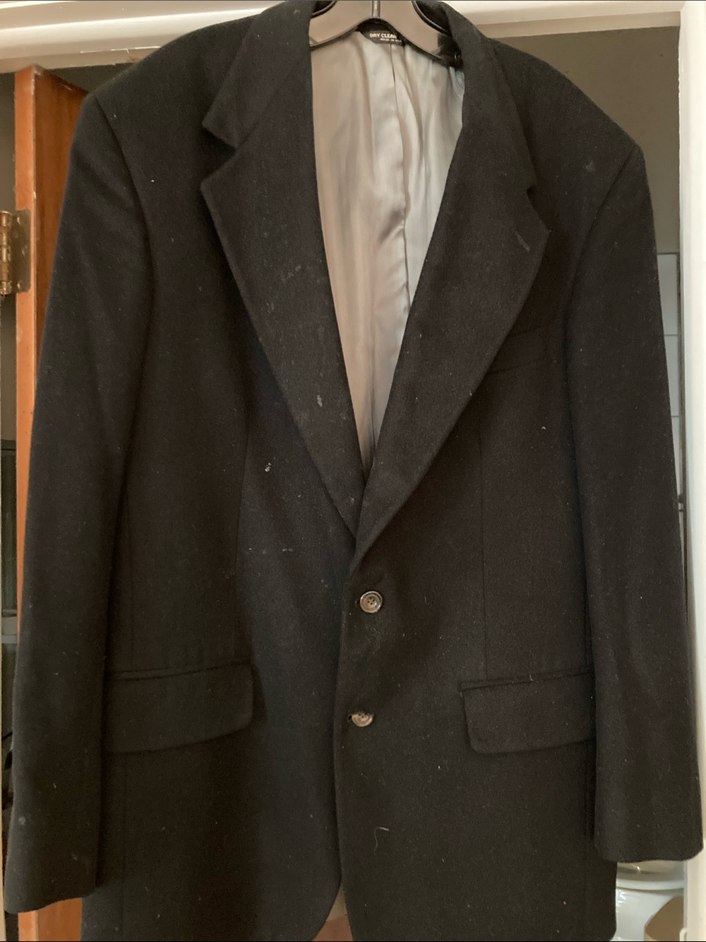 Men's Black Two-Button Cashmere  Blazer